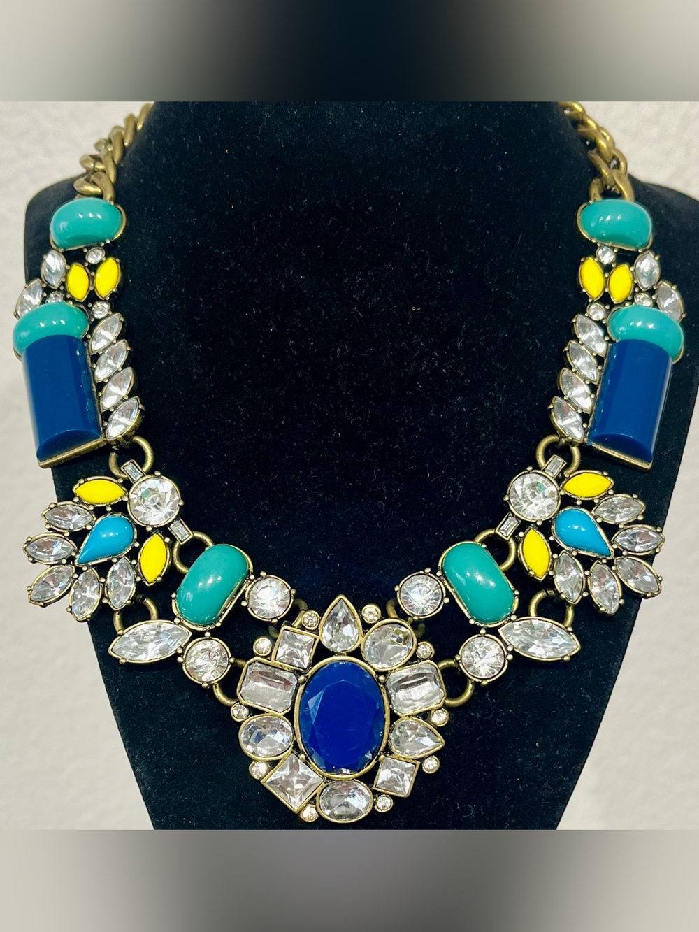 Mark by Avon Modern Bib Choker Necklace
